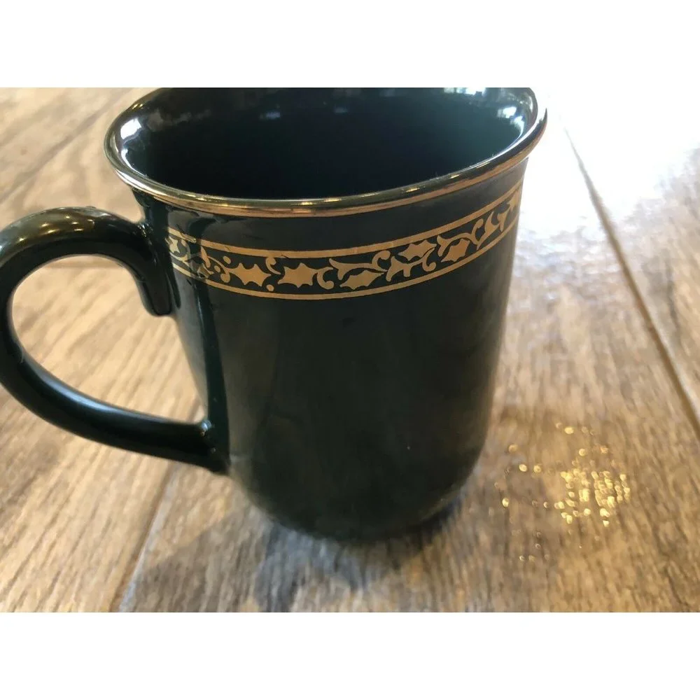 Otagiri Christmas Wreath‎ Cup Mug Japan Holiday Tea Coffee Gold Trim Collectible